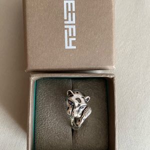 Effy panther ring (diamonds and tsarovites)